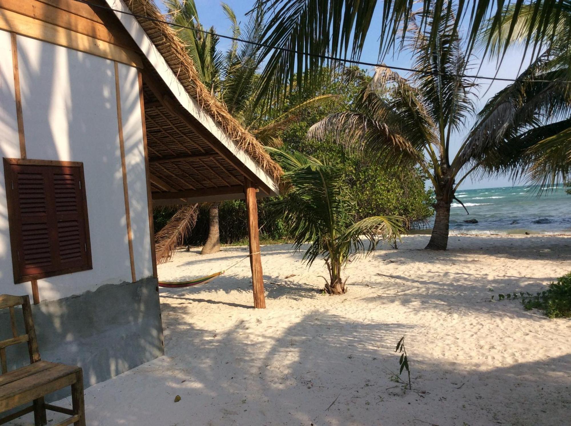 Palm Beach Bungalow Resort Prek Svay Village Oda fotoğraf