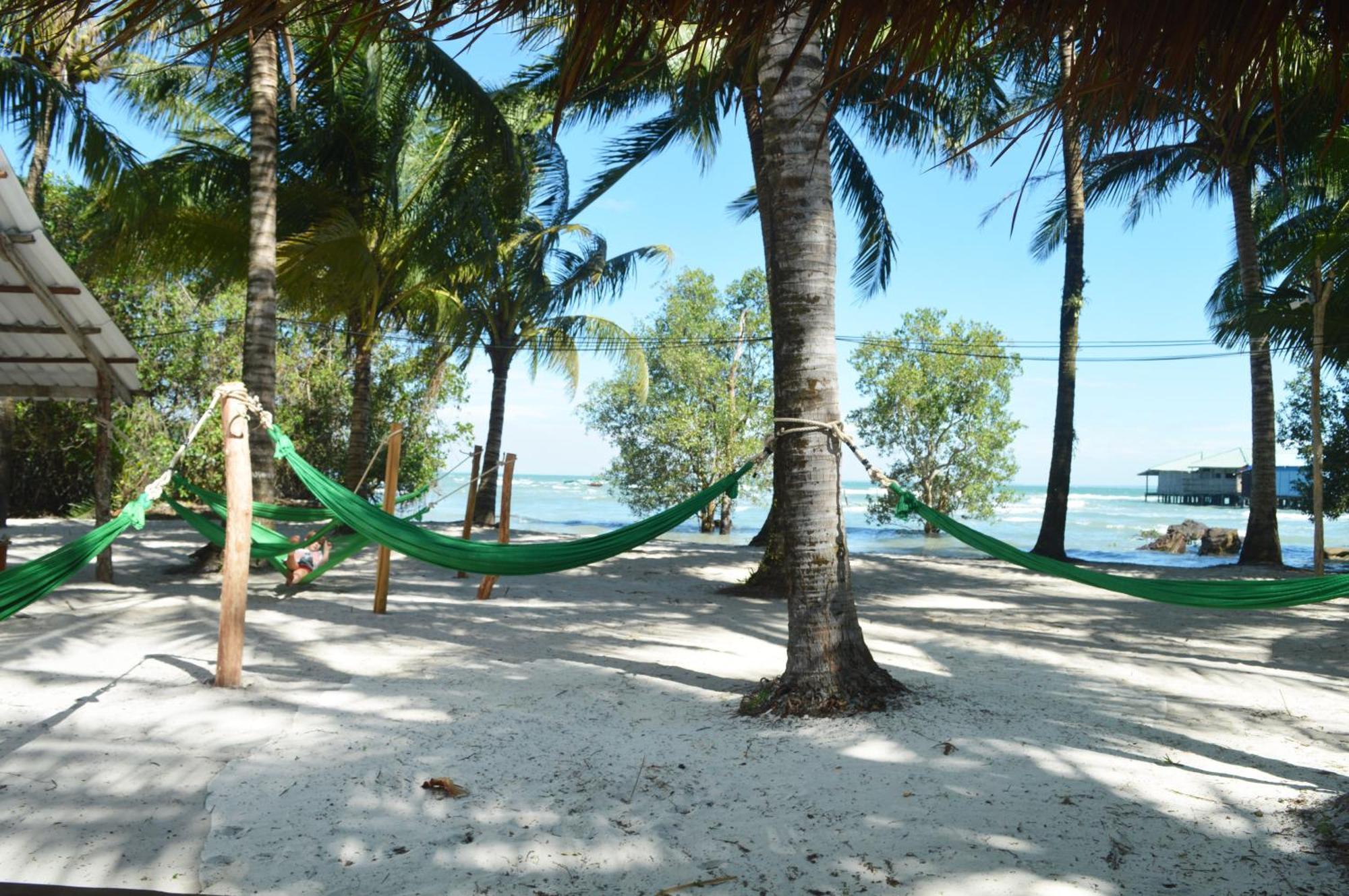 Palm Beach Bungalow Resort Prek Svay Village Oda fotoğraf