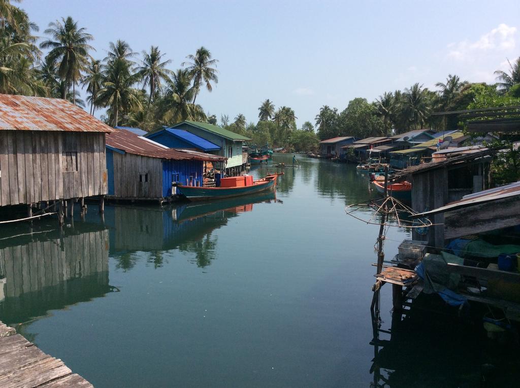 Palm Beach Bungalow Resort Prek Svay Village Dış mekan fotoğraf
